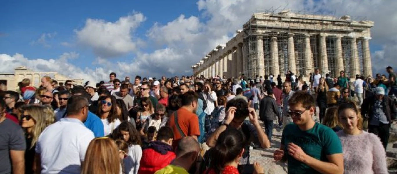 Το αδιαχώριστο σήμερα στην Ακρόπολη: Καλός καιρός και ελεύθερη είσοδος λόγω εθνικής επετείου